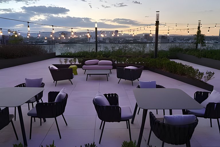 Hidalgo Residences 15B by Del Mar