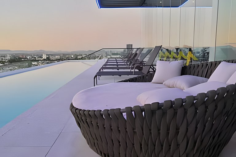 Hidalgo Residences 15B by Del Mar