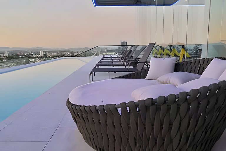 Hidalgo Residences 9B by Del Mar