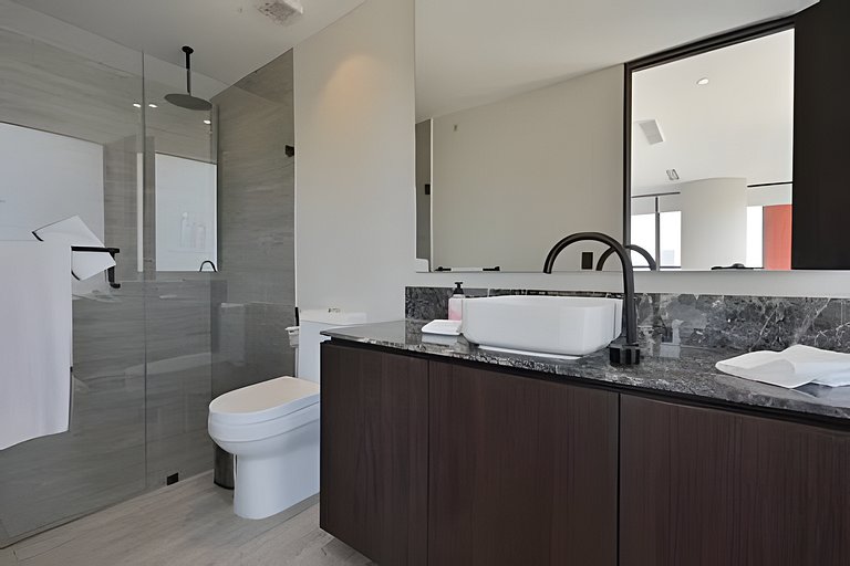 Hidalgo Residences 9B by Del Mar
