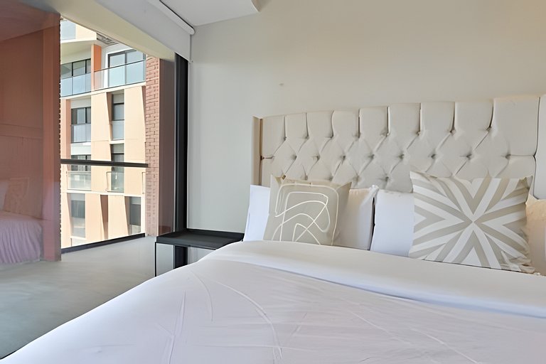 Hidalgo Residences 9B by Del Mar