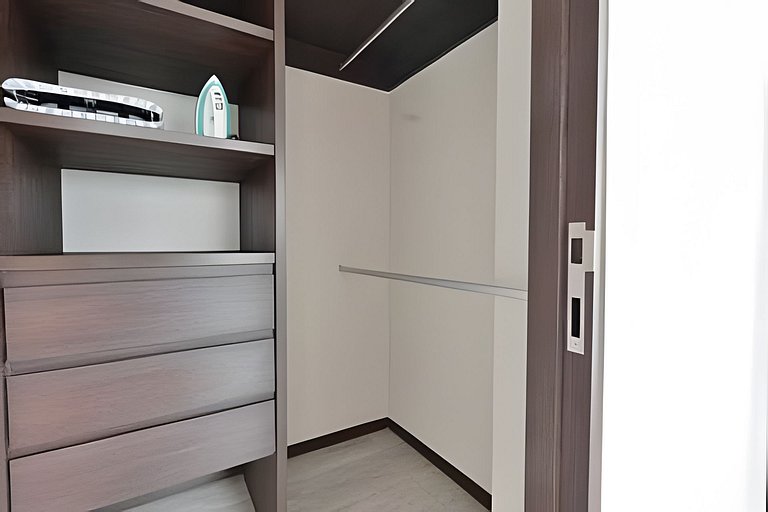 Hidalgo Residences 9D by Del Mar