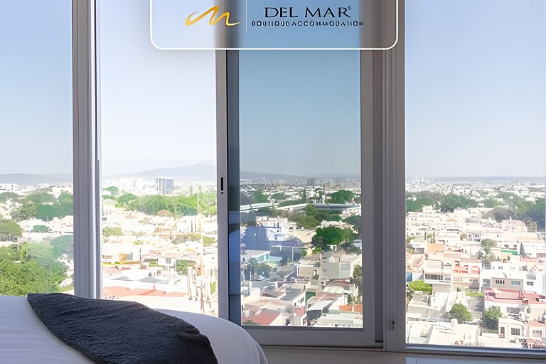 Garibaldi 905 by Del Mar