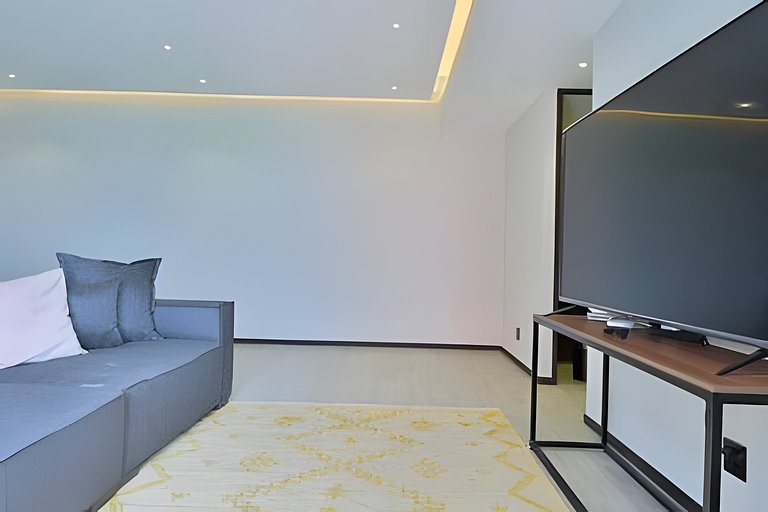 Hidalgo Residences 16B by Del Mar