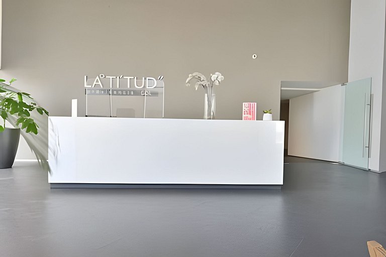 Latitud 804 by Del Mar