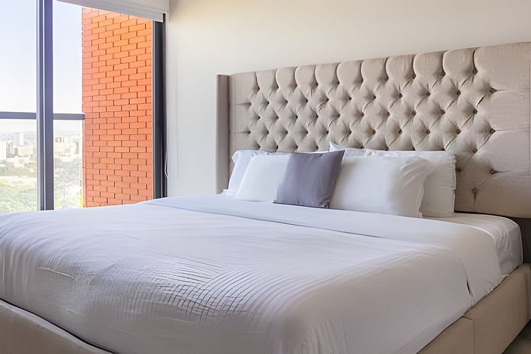 Hidalgo Residences 11G by Del Mar