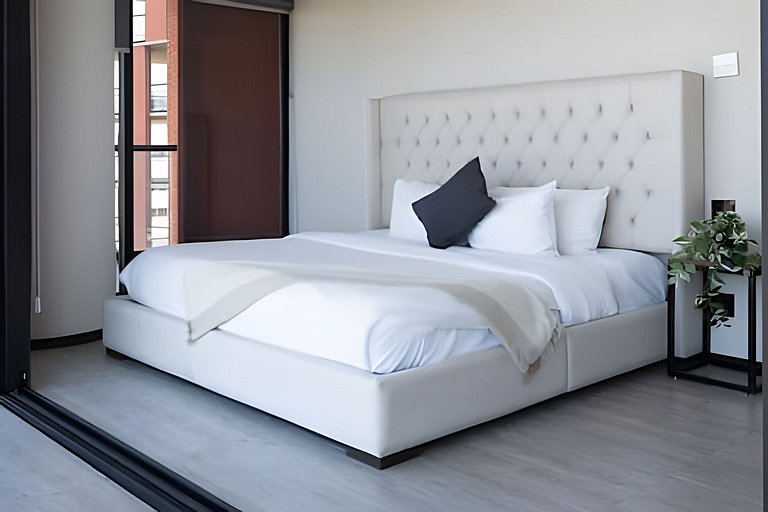 Hidalgo Residences 18D by Del Mar