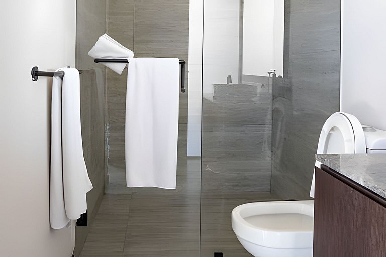 Hidalgo Residences 18D by Del Mar