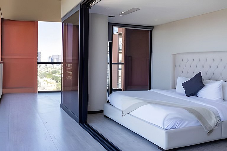 Hidalgo Residences 18D by Del Mar