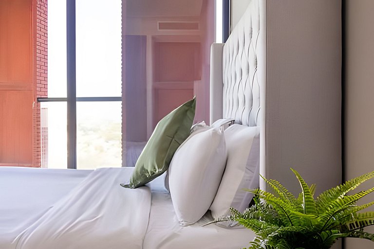 Hidalgo Residences 18D by Del Mar