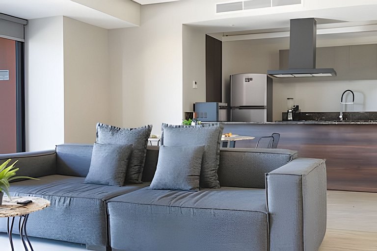 Hidalgo Residences 18D by Del Mar