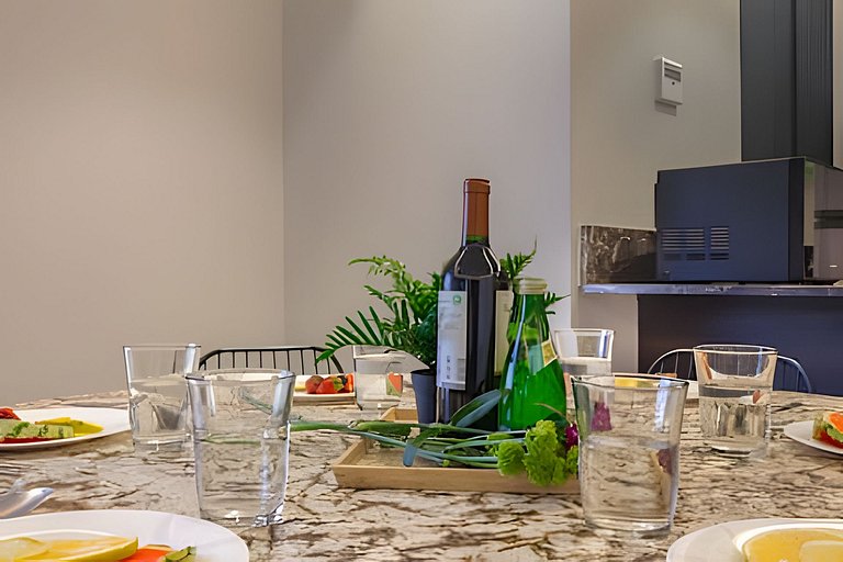 Hidalgo Residences 18D by Del Mar