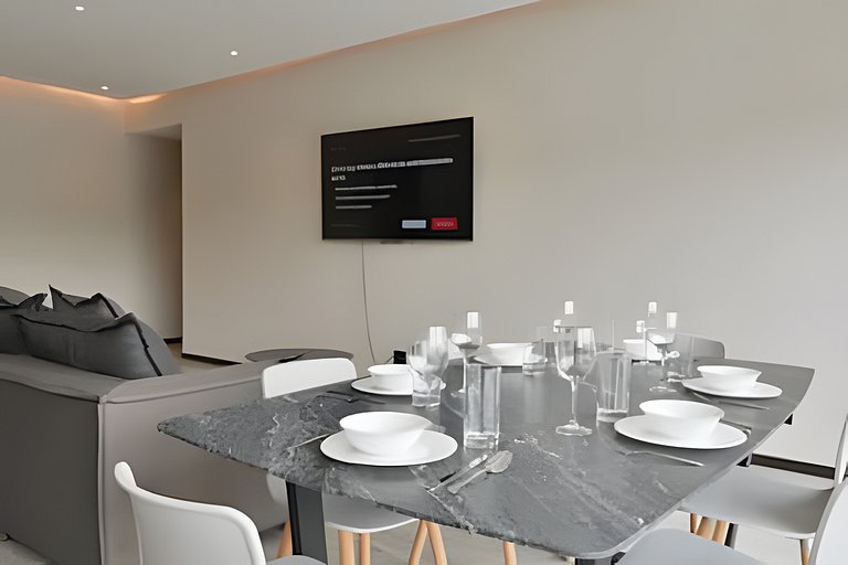 Hidalgo Residences 2E by Del Mar