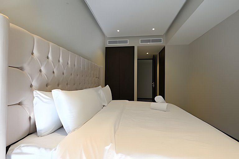 Hidalgo Residences 2E by Del Mar