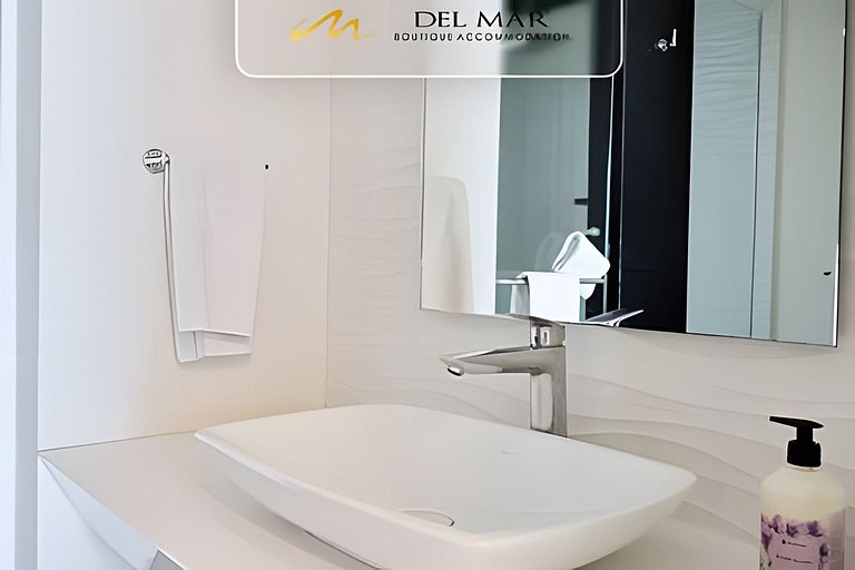 Lobby 33 Depto 1807 by Del Mar