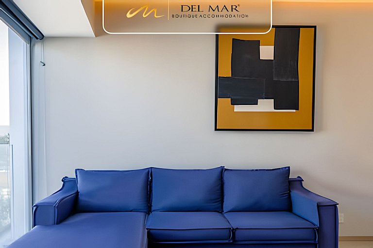 Garibaldi 305 by Del Mar