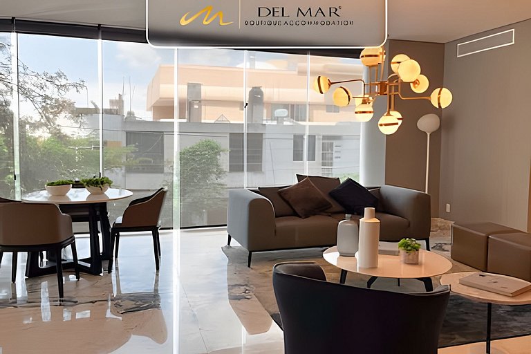 Garibaldi 305 by Del Mar