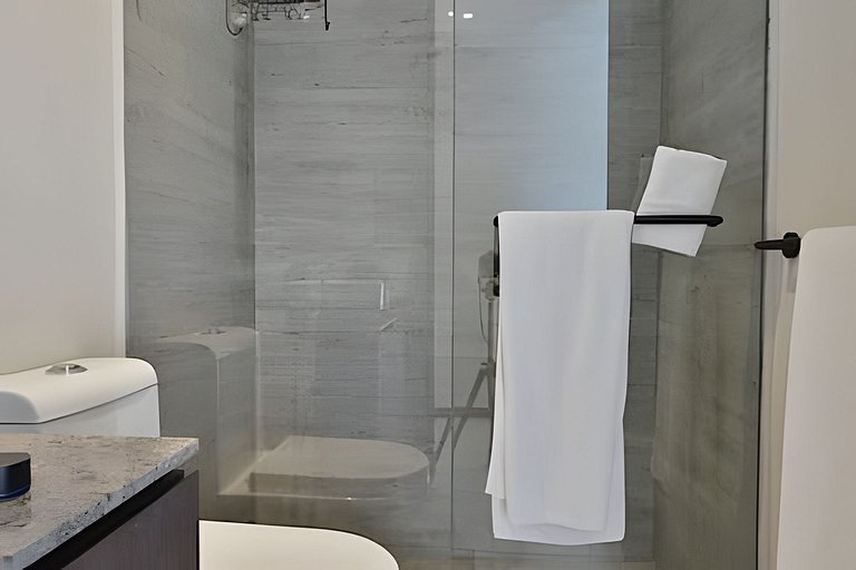 Hidalgo Residences 3E by Del Mar