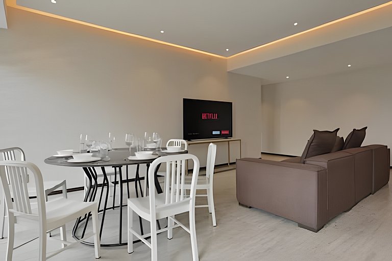 Hidalgo Residences 7D by Del Mar