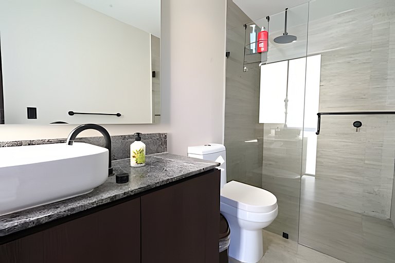 Hidalgo Residences 7D by Del Mar