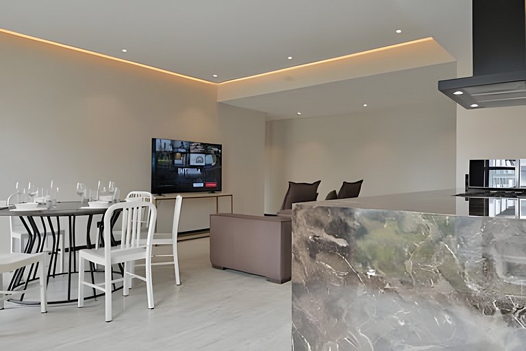 Hidalgo Residences 7D by Del Mar