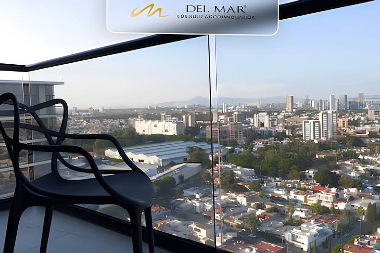 Urbania PHA Torre 100 by Del Mar
