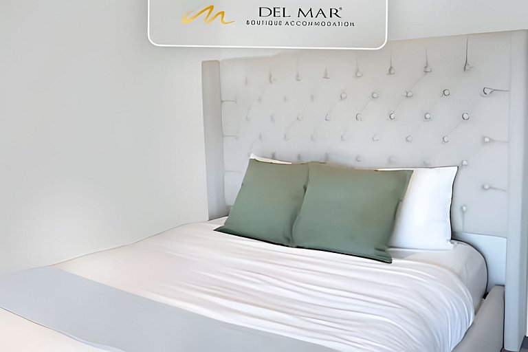 Urbania PHA Torre 100 by Del Mar