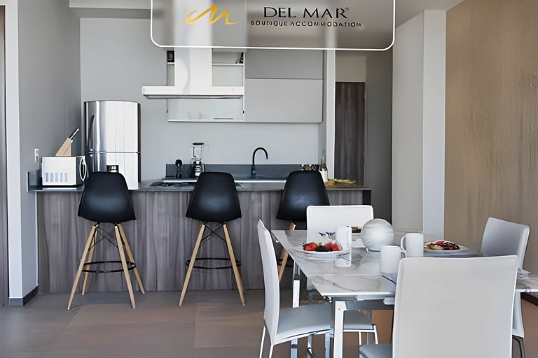 Urbania PHA Torre 100 by Del Mar