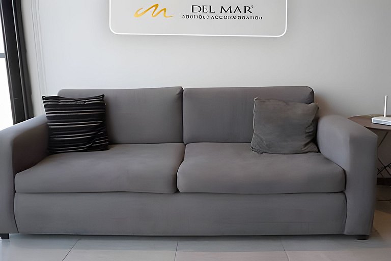 Urbania PHA Torre 100 by Del Mar