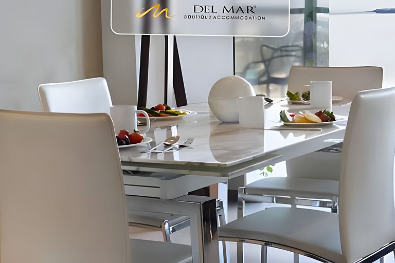 Urbania PHA Torre 100 by Del Mar