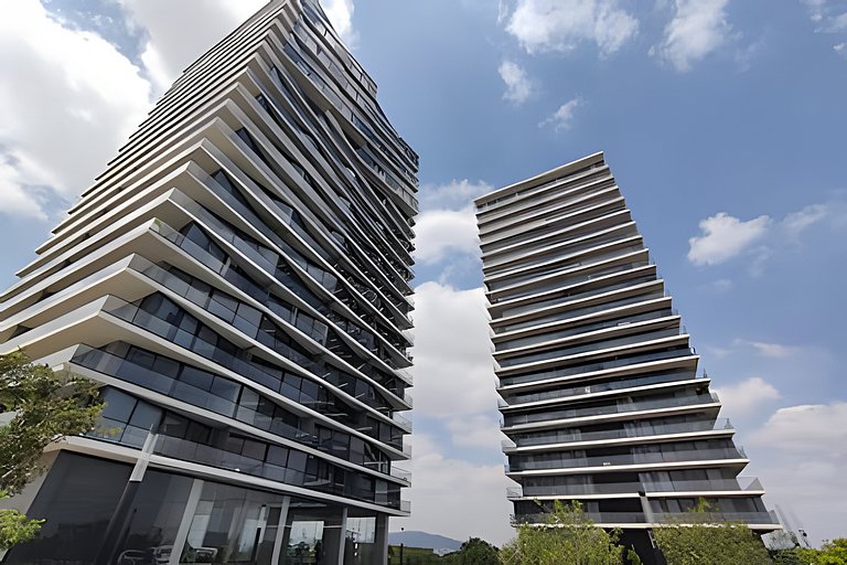 Urbania PHA Torre 100 by Del Mar