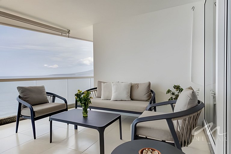 Villa Magna 182 by Del Mar