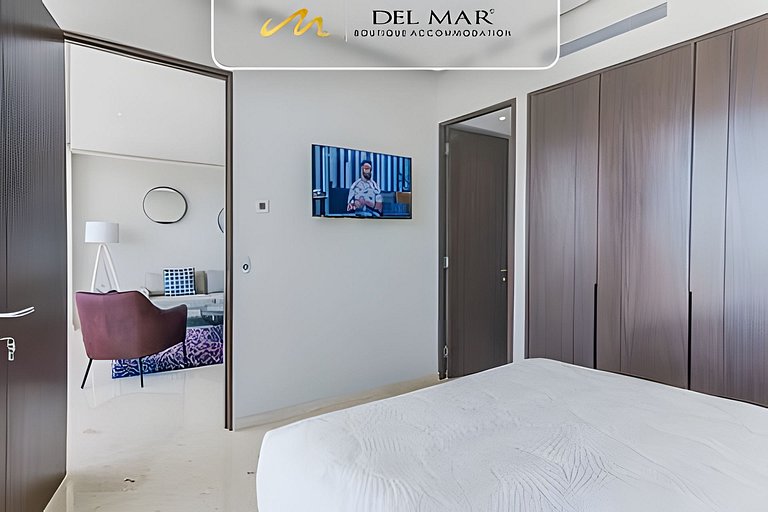 Bolongo 310 by Del Mar