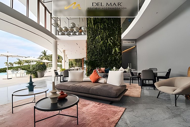 Bolongo 310 by Del Mar