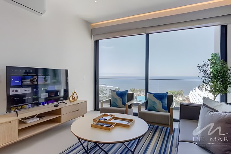 Aria Ocean 916 by Del Mar