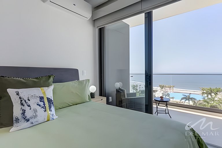 Aria Ocean 916 by Del Mar