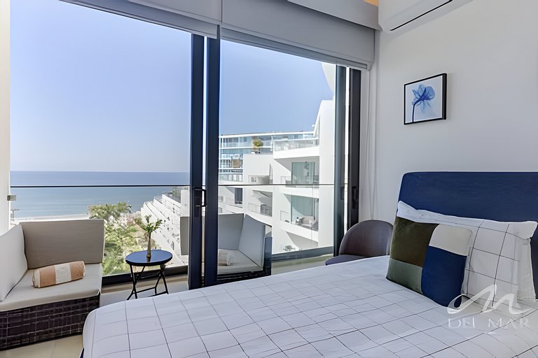 Aria Ocean 916 by Del Mar