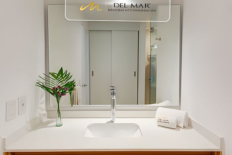 Aria 1012 by Del Mar