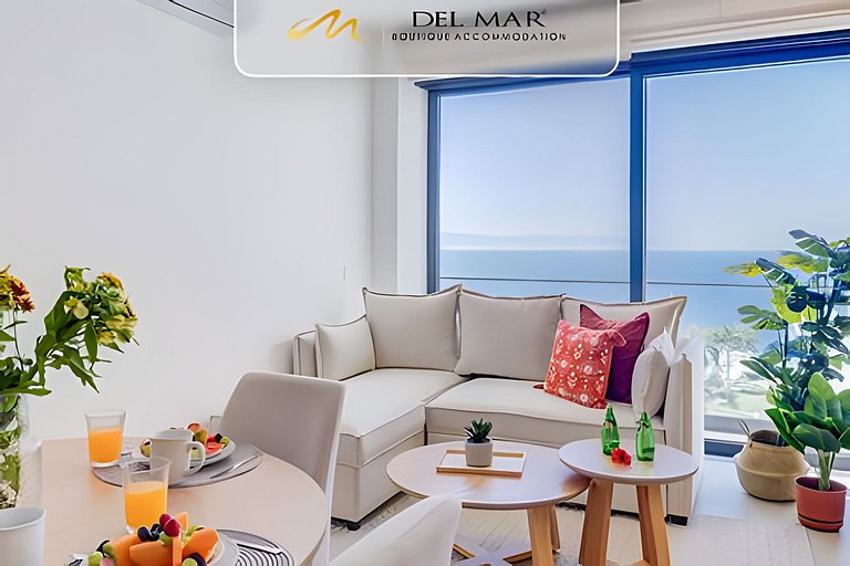 Aria 915 Del Mar by Del Mar