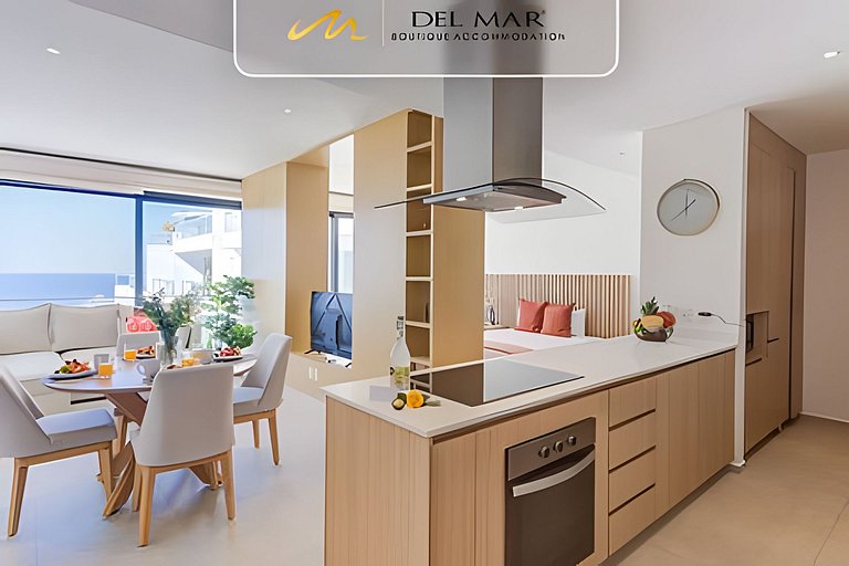 Aria 915 Del Mar by Del Mar