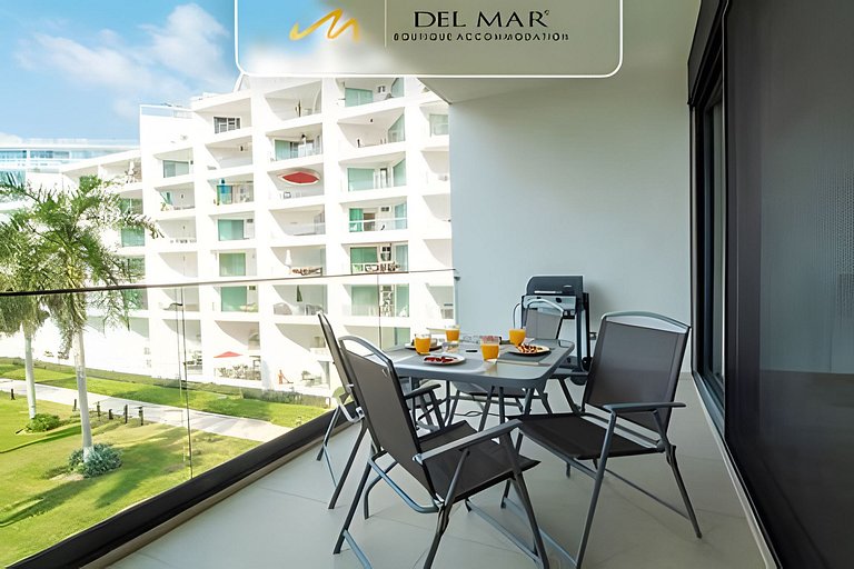Aria 402 mar by Del Mar