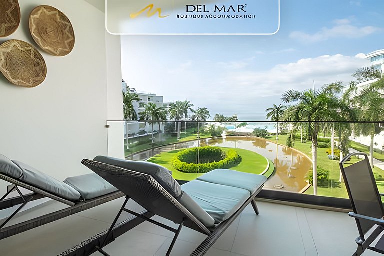 Aria 402 mar by Del Mar