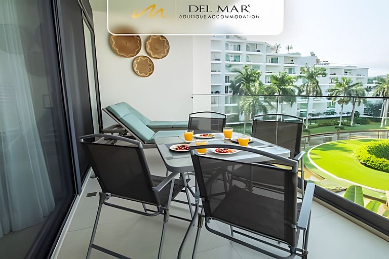 Aria 402 mar by Del Mar