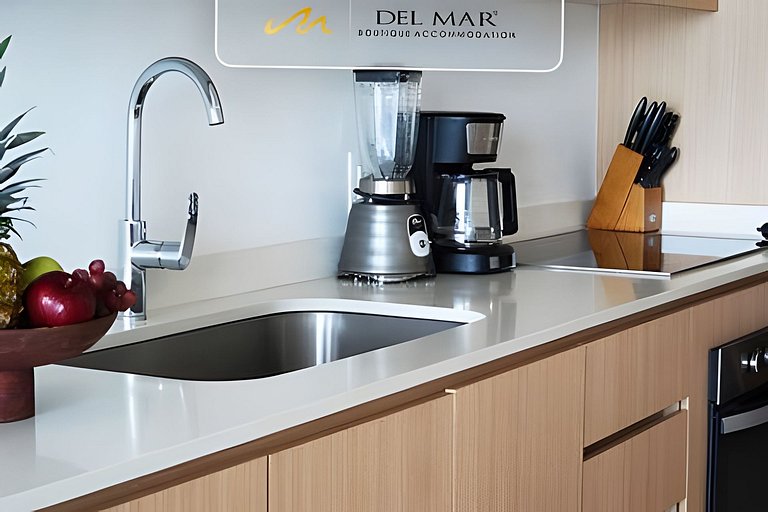 Aria 402 mar by Del Mar