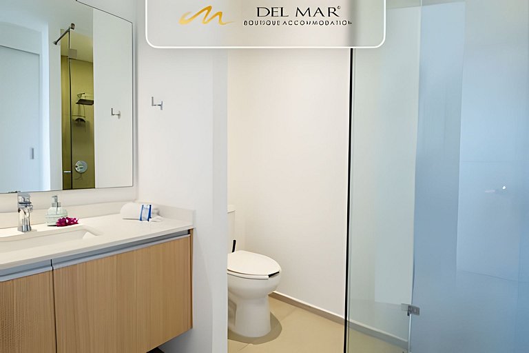 Aria 402 mar by Del Mar