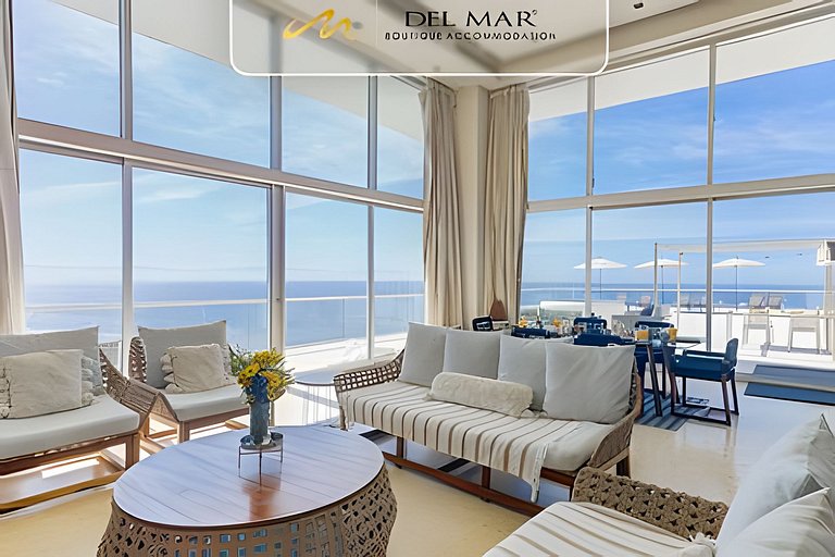Peninsula 9r by Del Mar