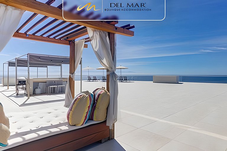 Peninsula 9r by Del Mar