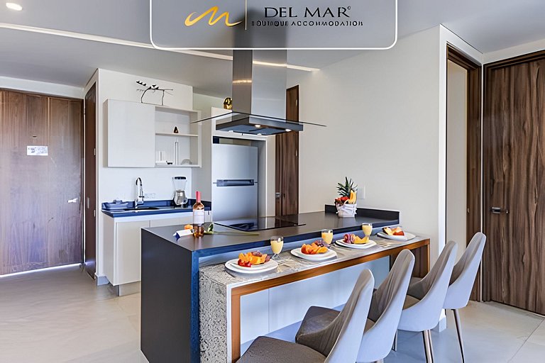 Ambar 303 by Del Mar