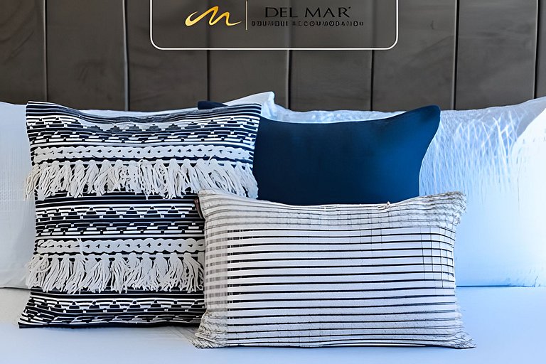 Ambar 303 by Del Mar