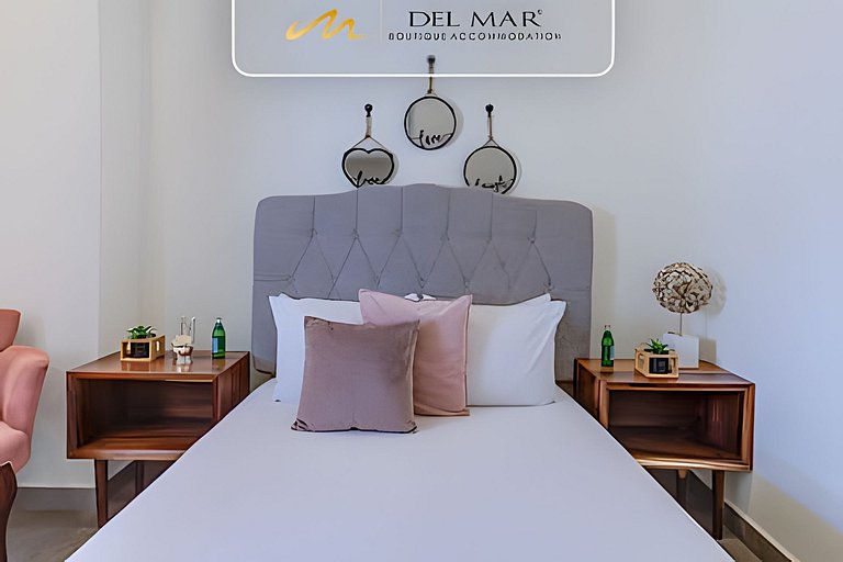 Ambar 303 by Del Mar